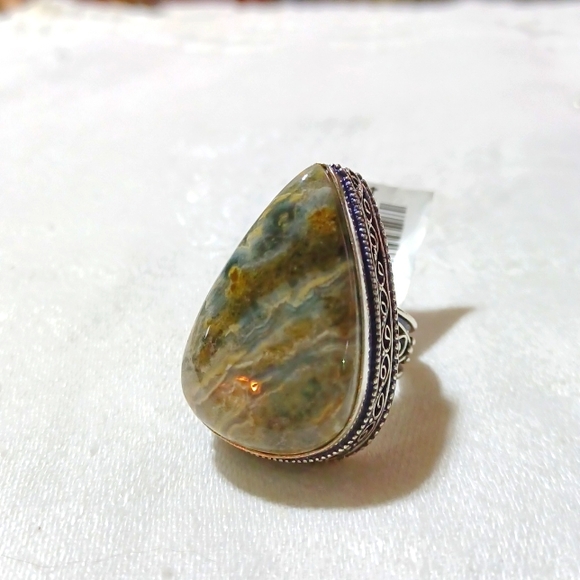Moss agate, beautiful ring, size 8, silver ring, mossy agate cocktail ring - Picture 3 of 4